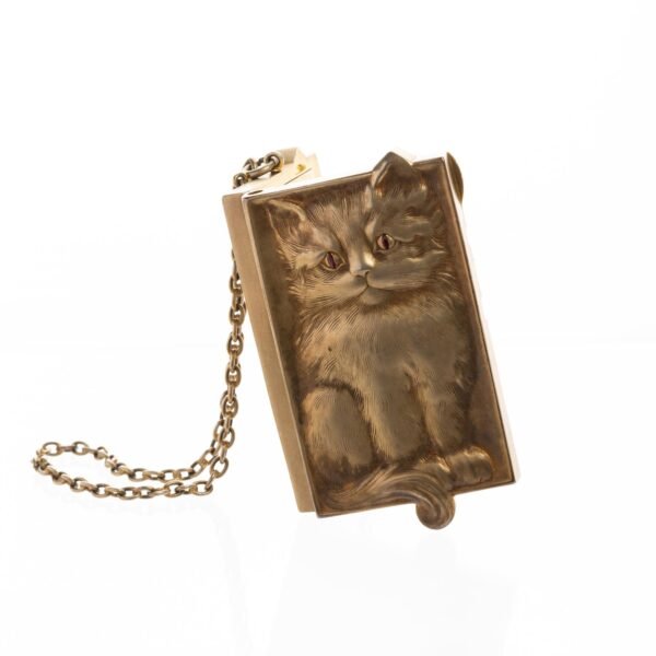 Petaca en plata vermeil y rubíes