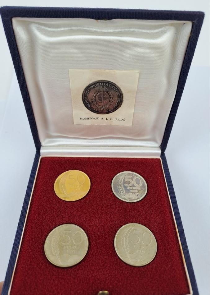 Uruguay Set 4 monedas 1971 50 pesos homenaje a Rodo en oro y plata