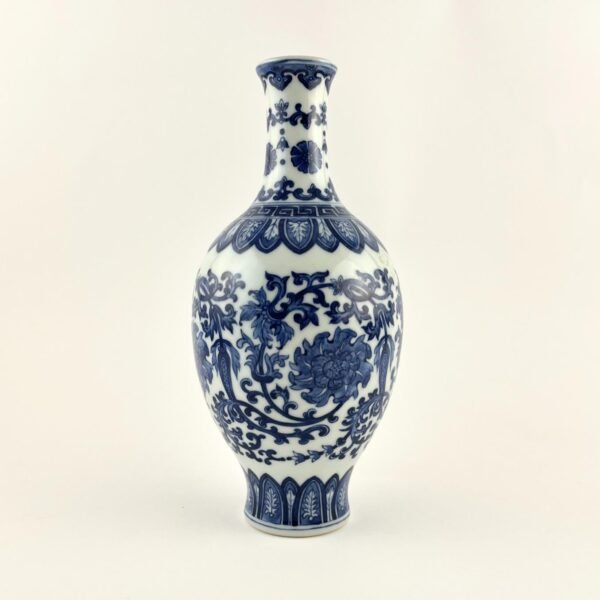 Jarrón chino en porcelana