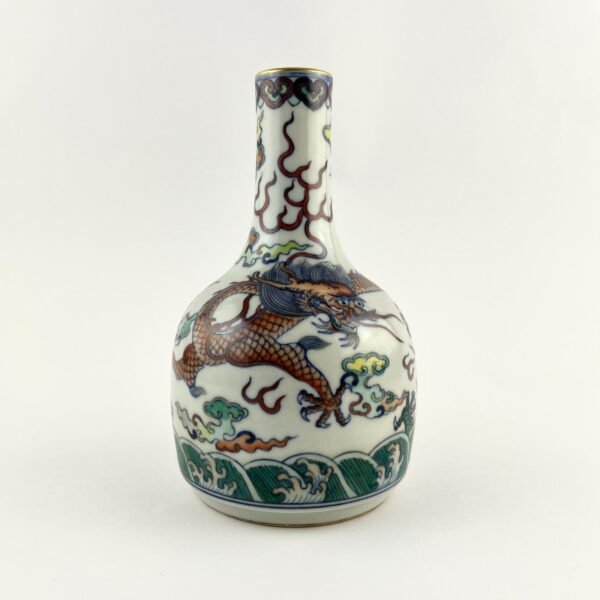 Jarrón chino en porcelana