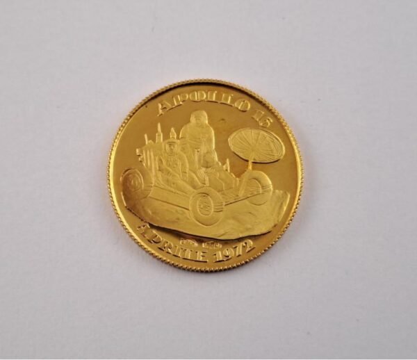 Medalla Apollo 16 de oro